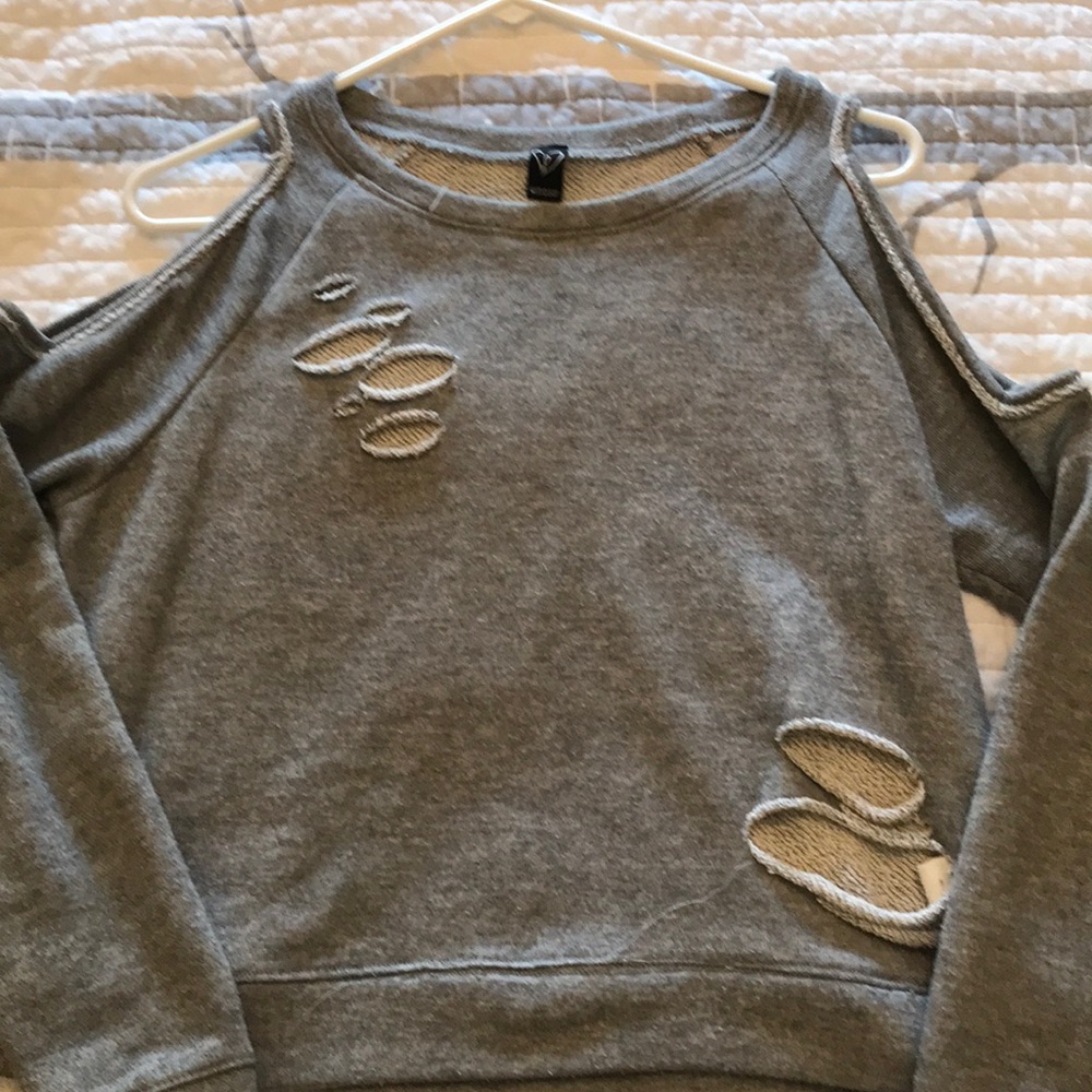 Long torn sleeve baggy shirt (Grey)